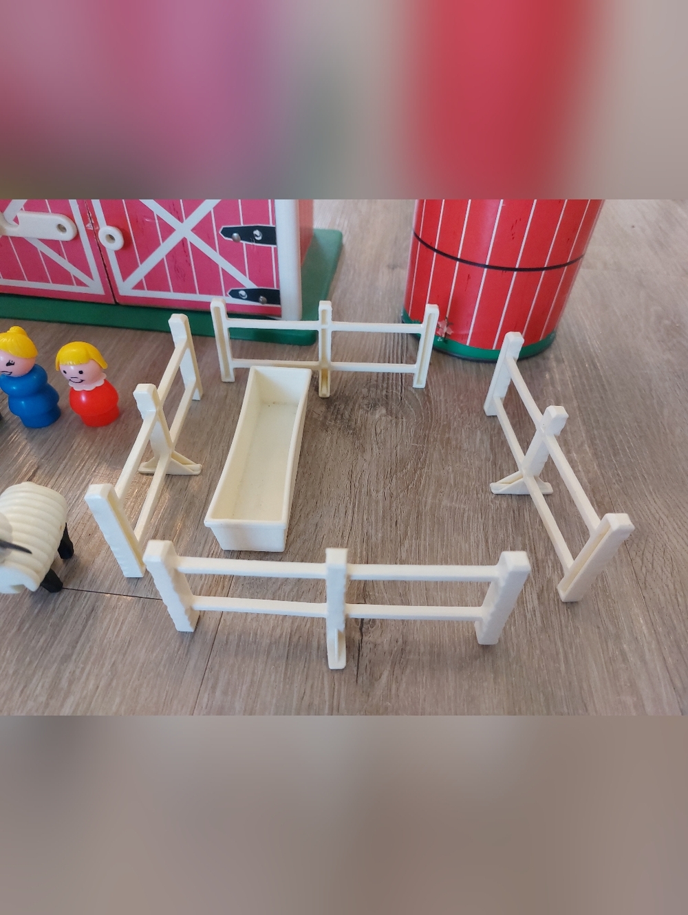 Vintage 1967 Fisher Price Play Family Farm 915 - Picture 3 of 13
